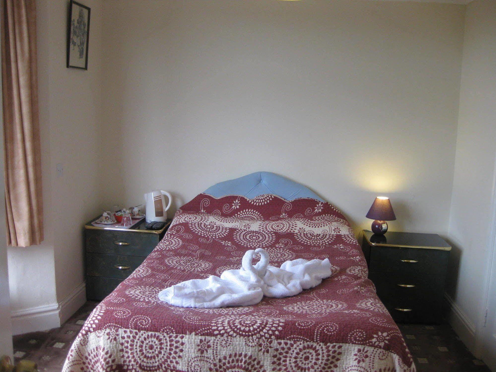 The Handforth Lodge ภายนอก รูปภาพ