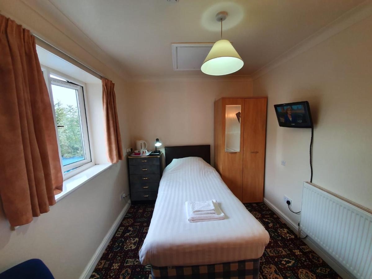 The Handforth Lodge ภายนอก รูปภาพ